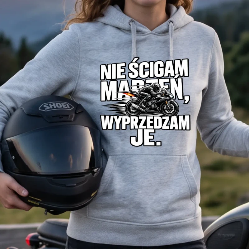 motocyklistka szara bluza nie ścigam marzeń.webp